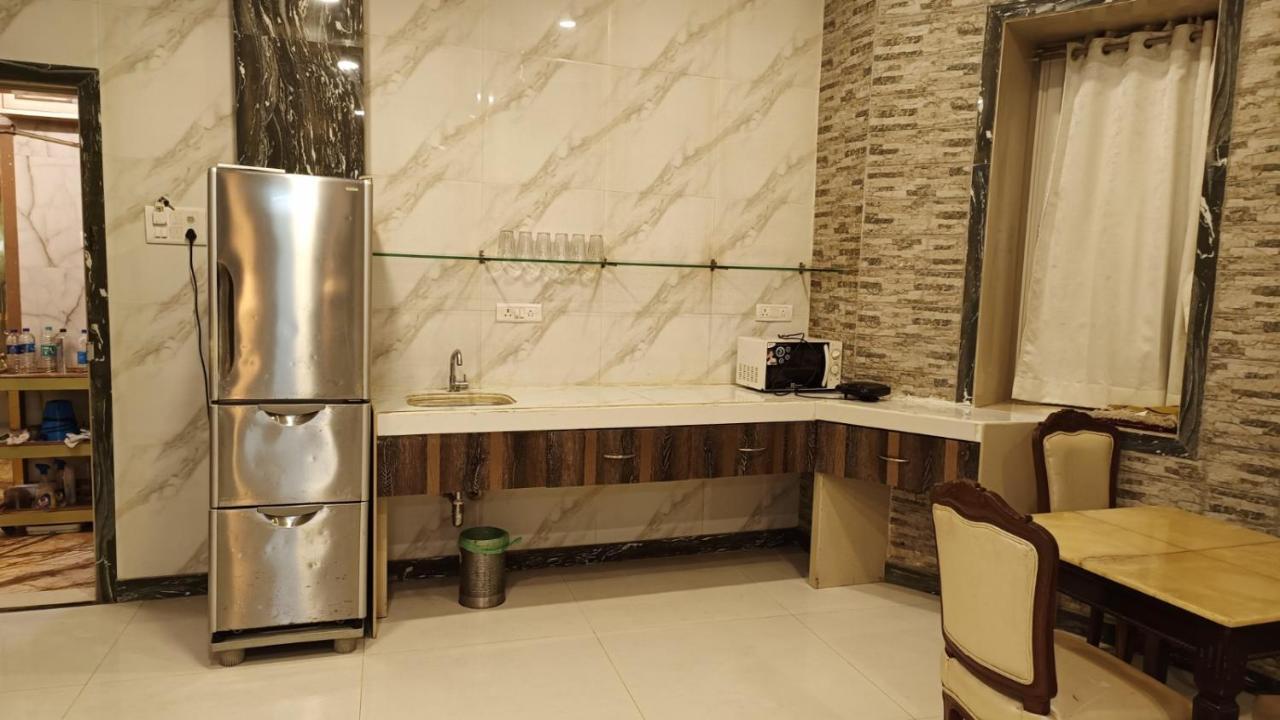 Hotel Oliver Мумбаї Екстер'єр фото