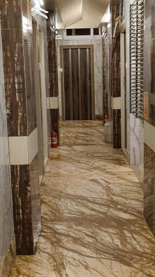 Hotel Oliver Мумбаї Екстер'єр фото