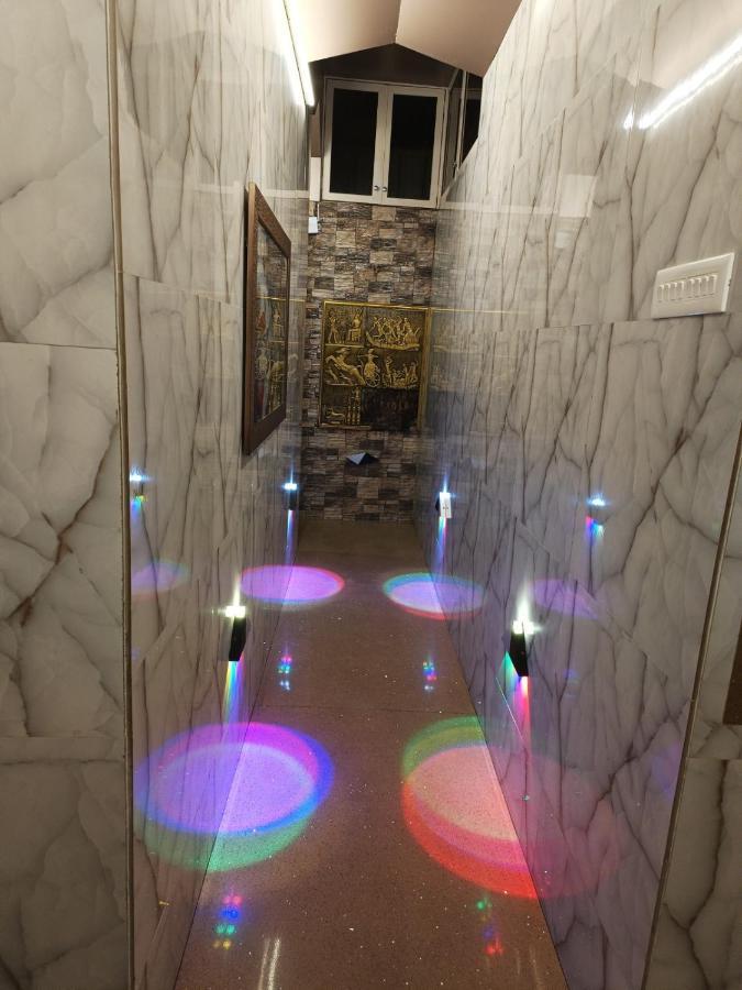 Hotel Oliver Мумбаї Екстер'єр фото
