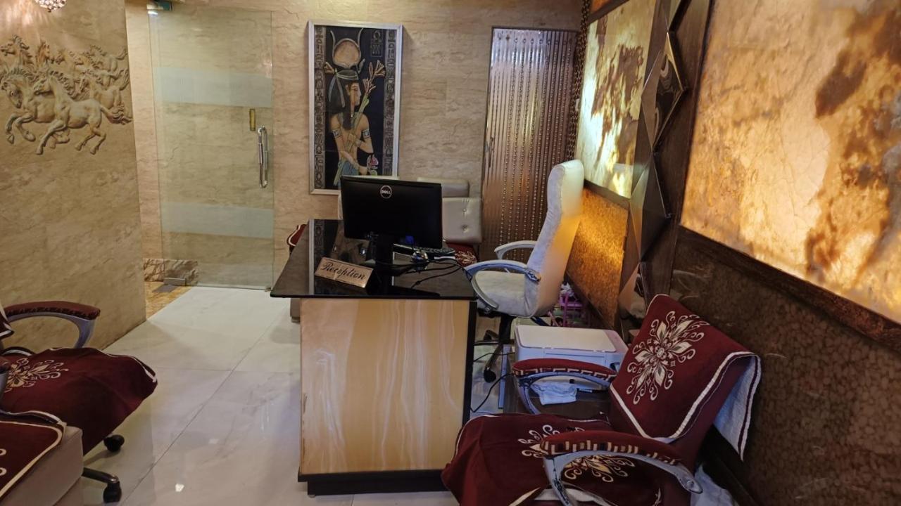 Hotel Oliver Мумбаї Екстер'єр фото